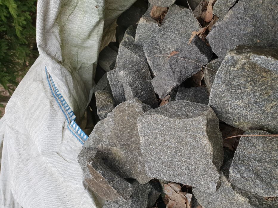 Kostka  granit różne kolory końcówki