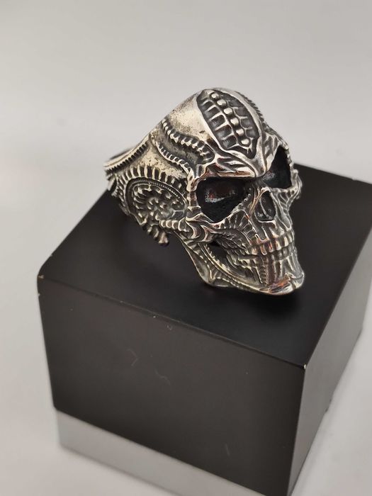 Кольцо череп серебро