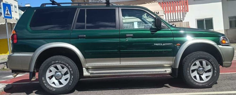 Mitsubishi Pajero Sportwagon 2.5 99c 2001