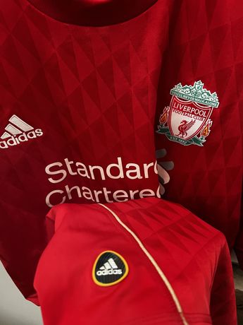 T shirt oficial de jogo Liverpool vs Fulham (26/01/2011) Gerrard