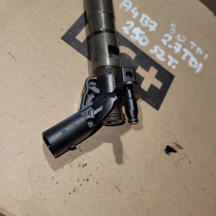 Wtrysk wtryskiwacz Bosch audi a4 b7 a6 c6 2.7TDI 3.0TDI 2007r