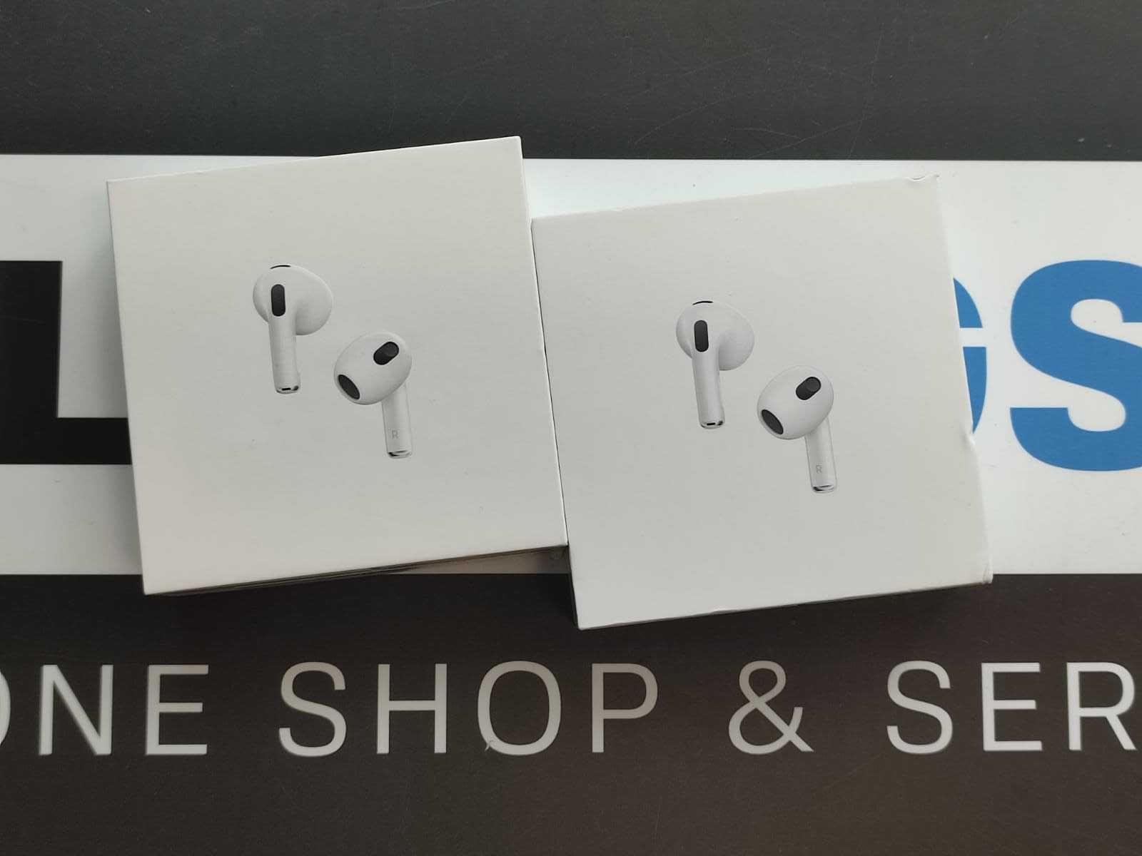 PROMOCJA bezprzewodowe słuchawki Apple Airpods 3 generacji