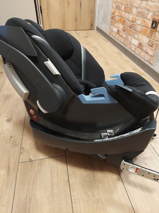 Fotelik Cybex z bazą ISOFIX