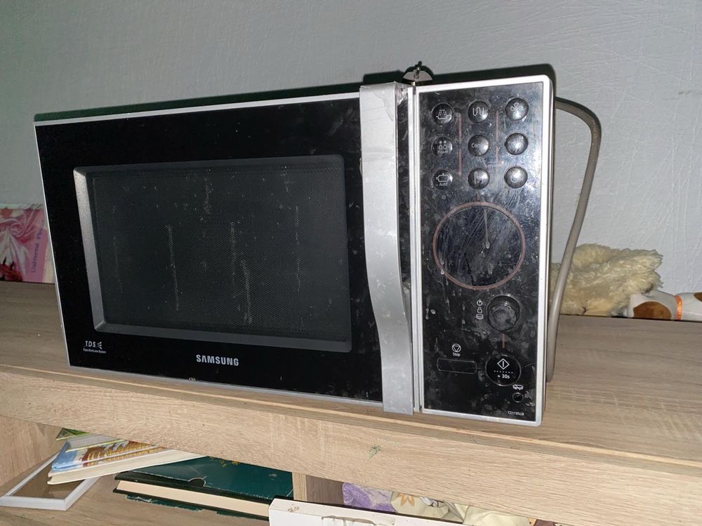 Микроволновая печь Samsung CE 1185