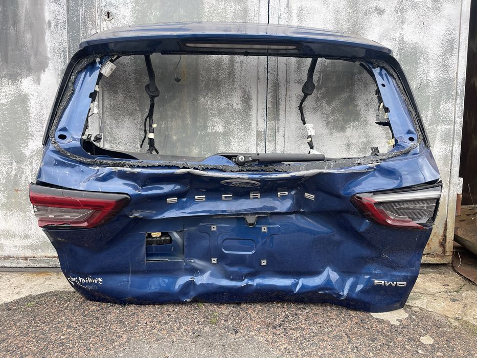 Продам кришку багажника Ford Escape St Line mk4, 2023 року випуску
