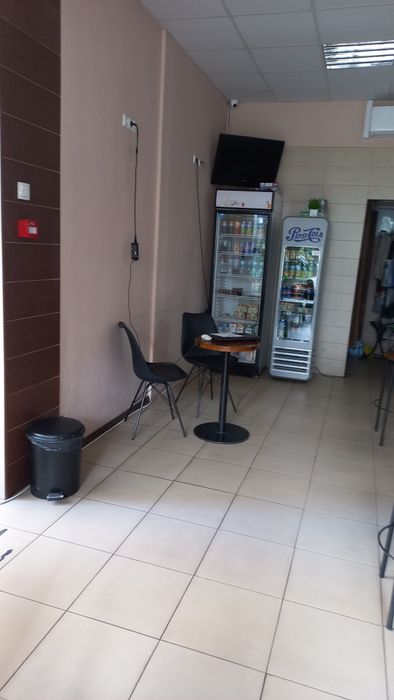 Продається діюча кав'ярня.