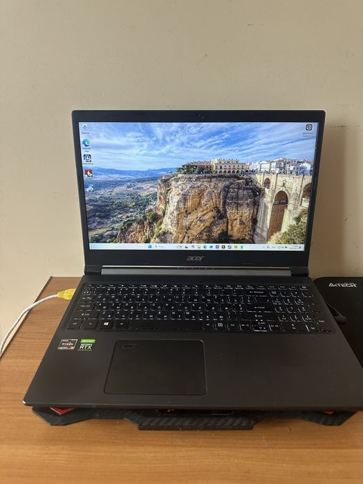 Acer Aspire 7 (A715-42G-R6JB)