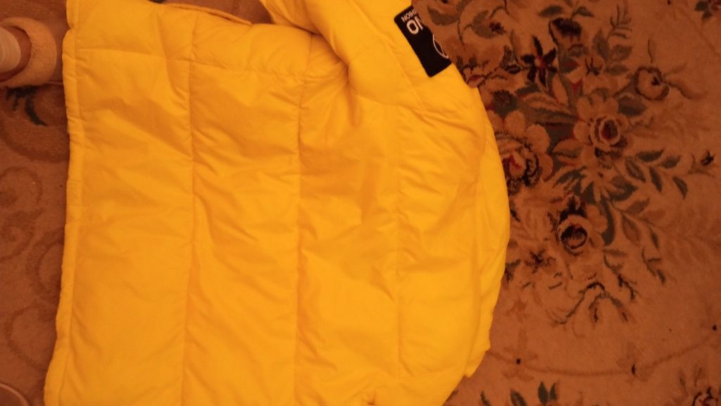 Куртка цвет лимон размер М