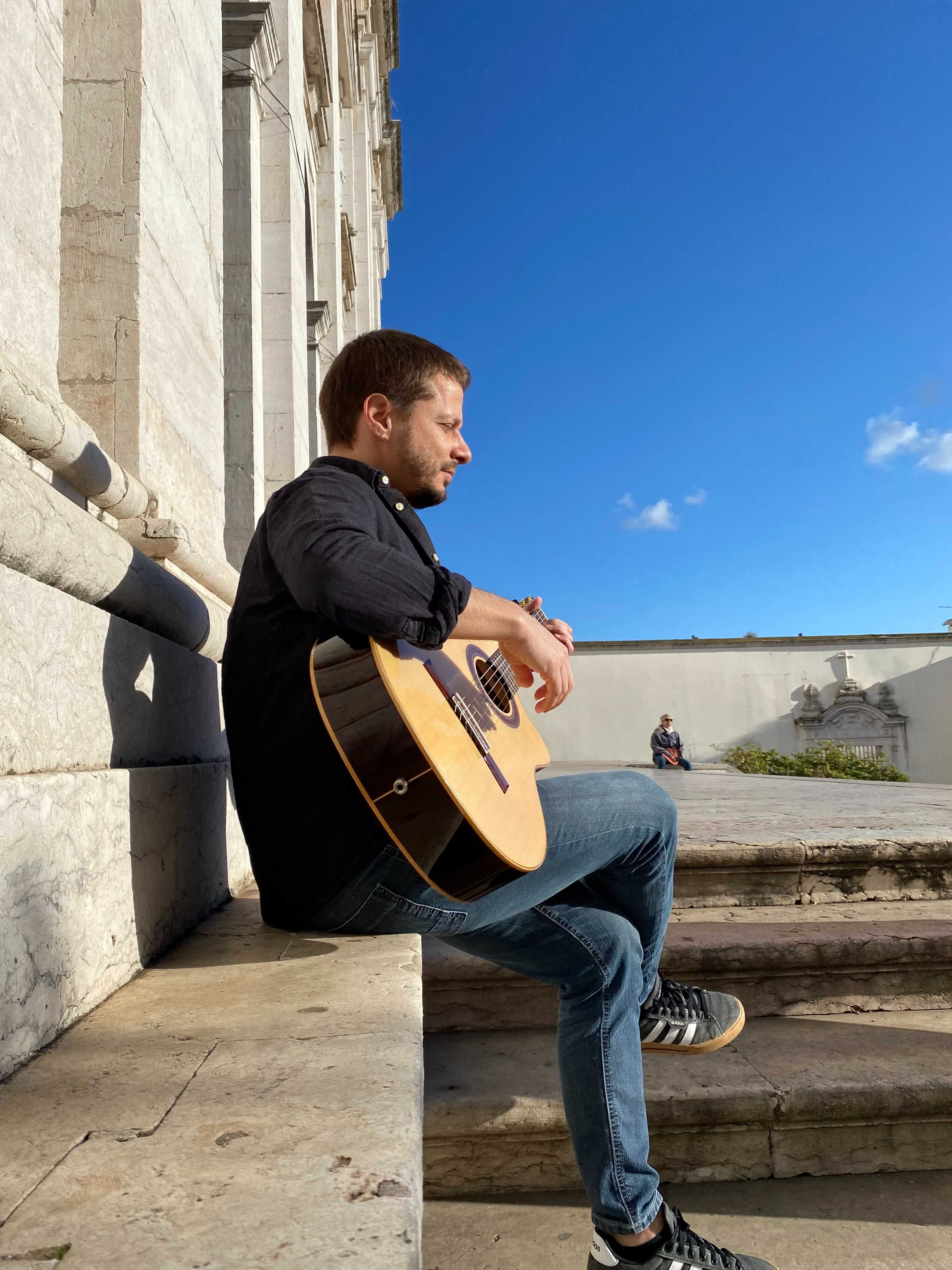 Aulas de Viola, Guitarra e Baixo