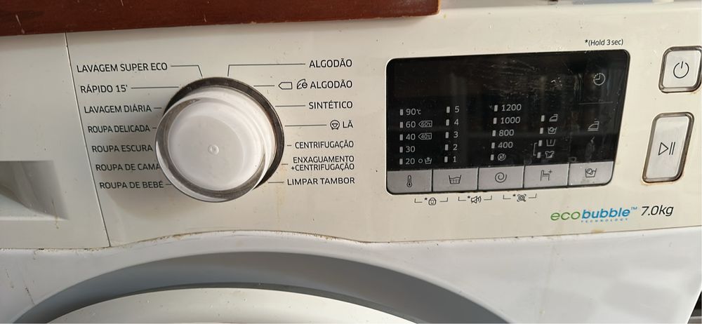Maquina de lavar roupa