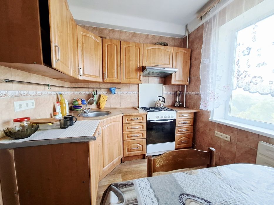 Продам  2-х ком. квартиру по Сорочинской (Новгородской)