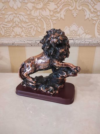 Подарок солидный эксклюзивный статуэтка «Лев»