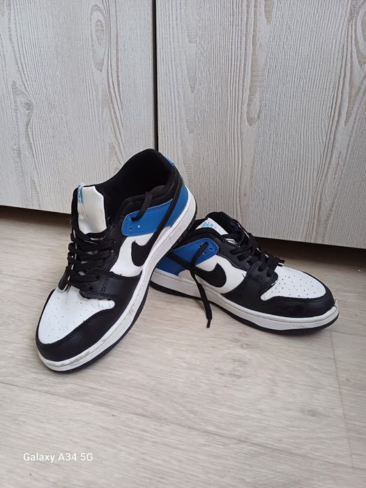 Кросівки Nike 37р.