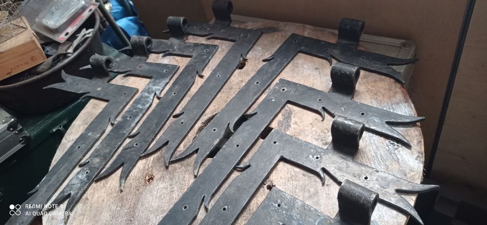 Forjado dobradiças antigas