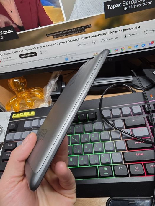 Електрона книжка Аmazon Kindle 4 Gen non Touch D01200 електроная книга