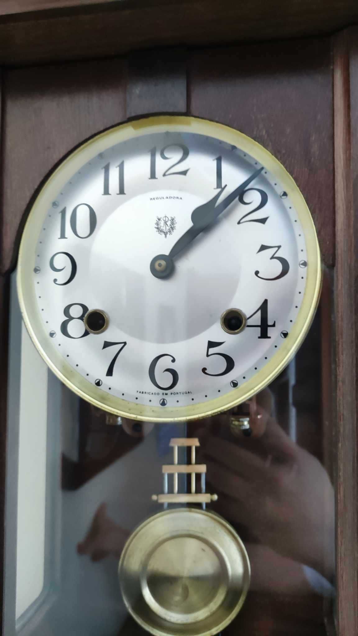 Relógio de parede marca Reguladora