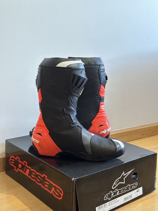 Botas Alpinestars Supertech R – Black/Red Fluo/White/Gray – Tamanho 43