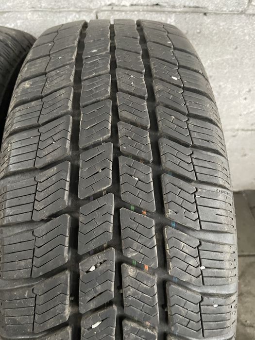 Шини резина 185/60/15 r15 Barum комплект зимні