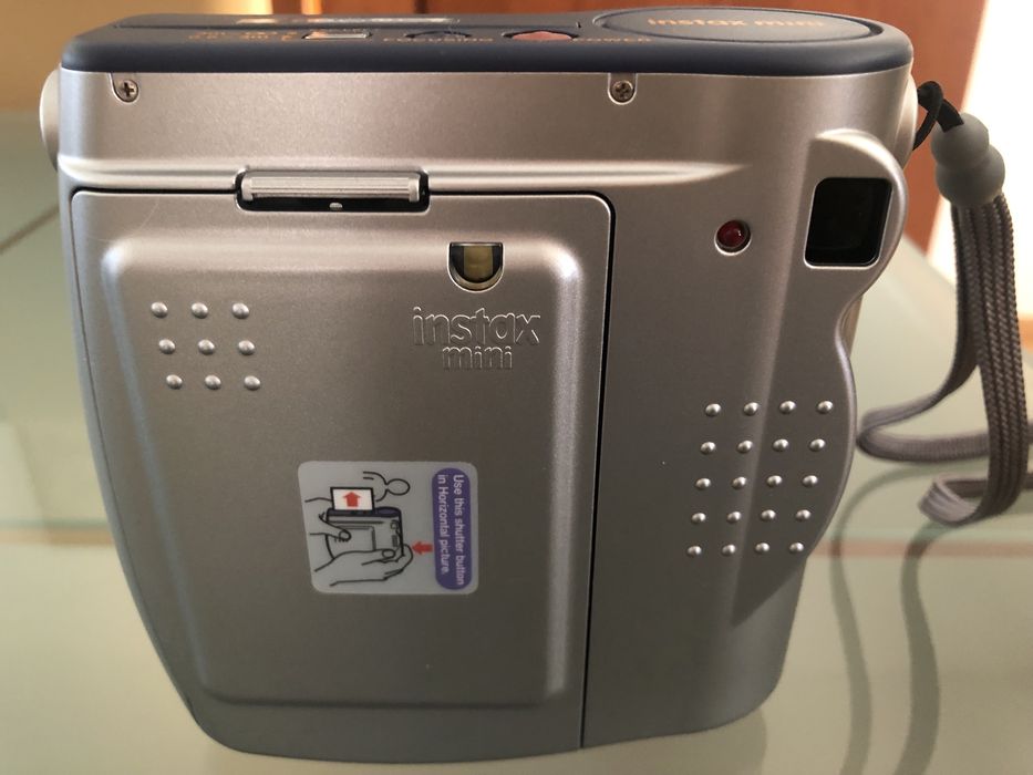 Maquina fotografica instantânea