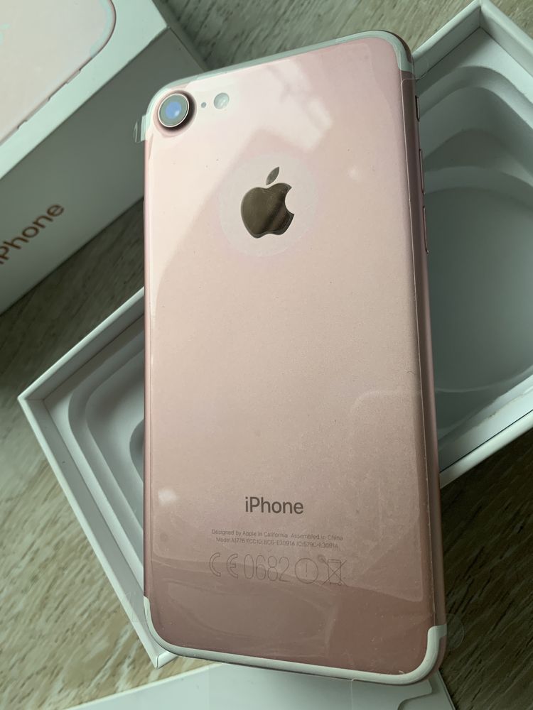 Iphone 7 Rose Gold 32GB odnowiony przez producenta