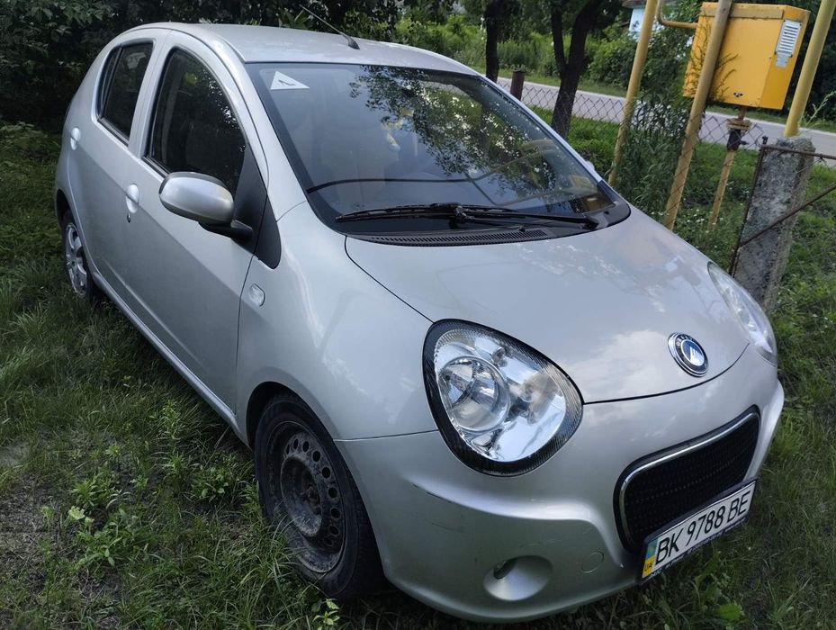Geely lc panda маленьке та дуже зручне авто