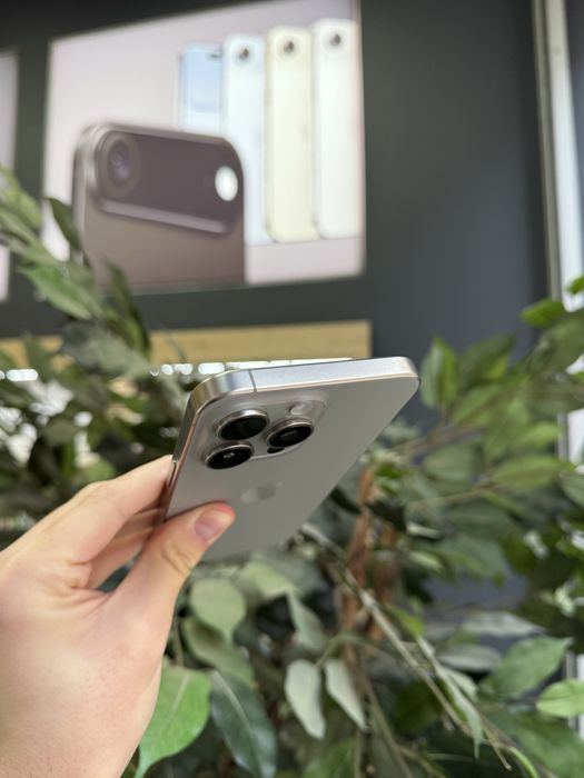 iPhone 15 Pro Max 256GB Natural Titanium