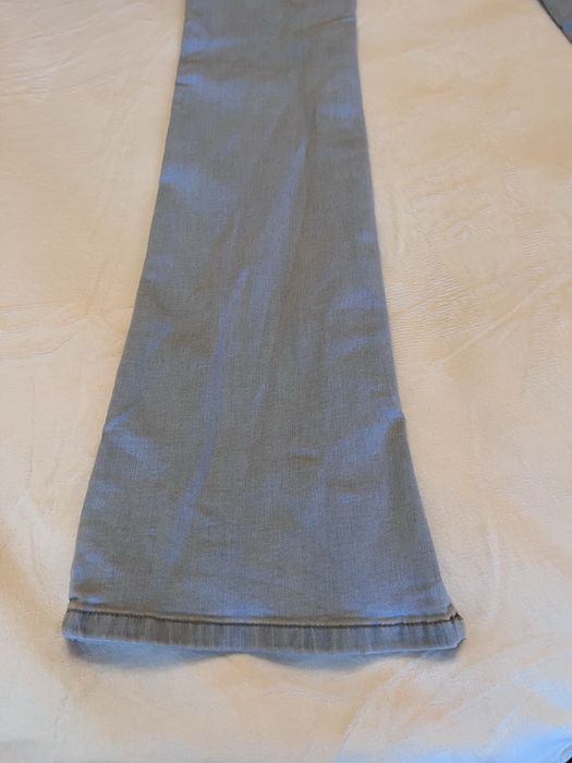 Джинси кльош жіночі