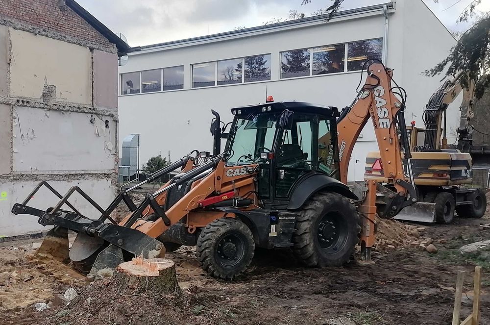 koparki obrotowe, koparko ładowarki, Roboty ziemne,  Wyburzenia Poznań
