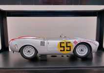 Miniatura Porsche 550 RS Spyder #55 C. Panamericana 1954 AUTOart 1:18