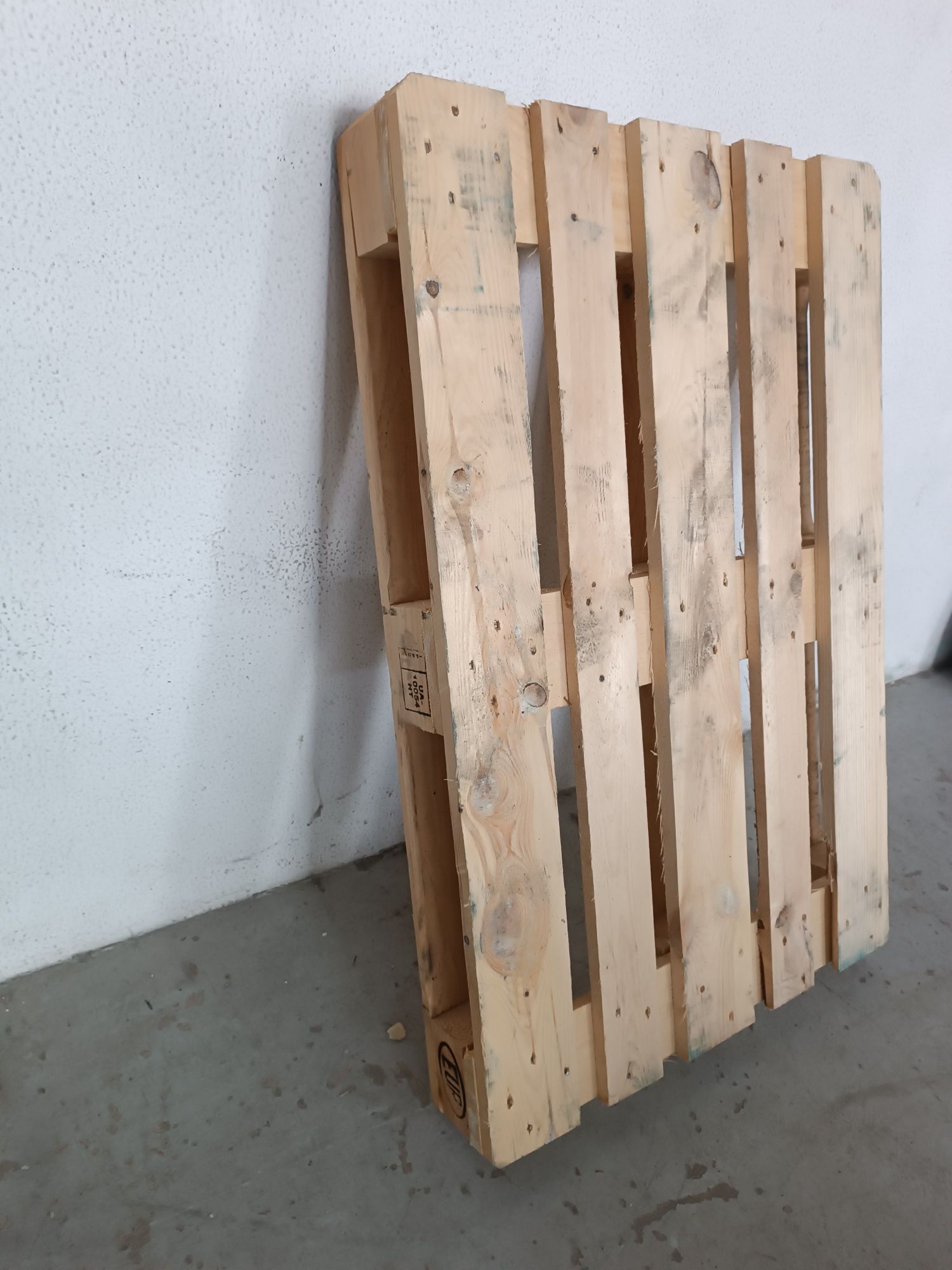 Vendo Euro paletes EPAL