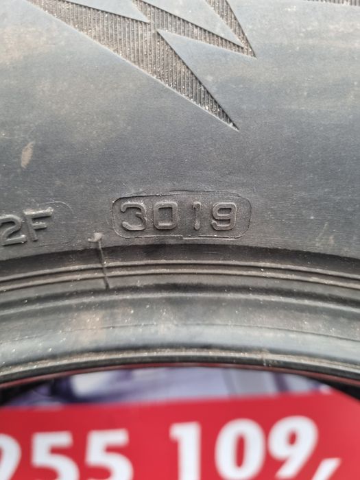 215/60 R16 Bridgestone Blizzak LM005