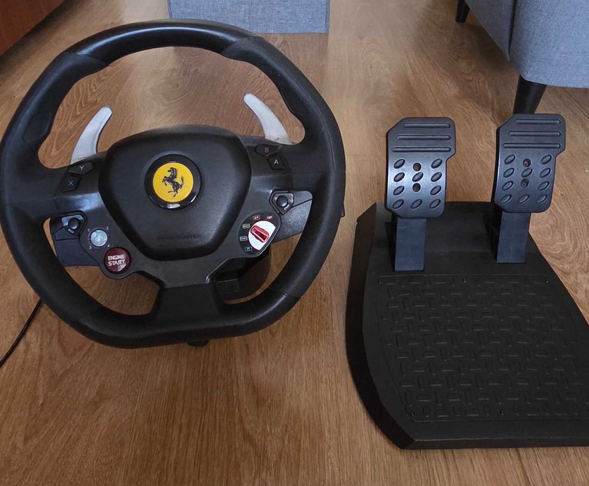Kierownica do gier Thrustmaster Ferrari 458 Xbox 360