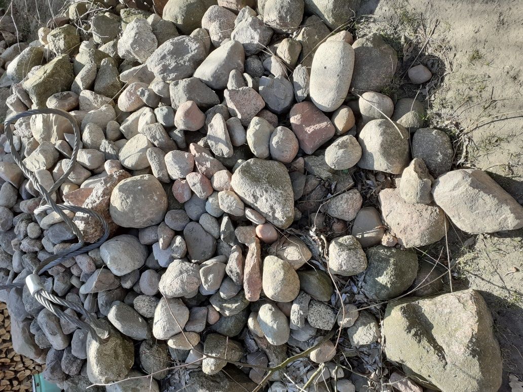 Kamień polny  otoczaki głazy