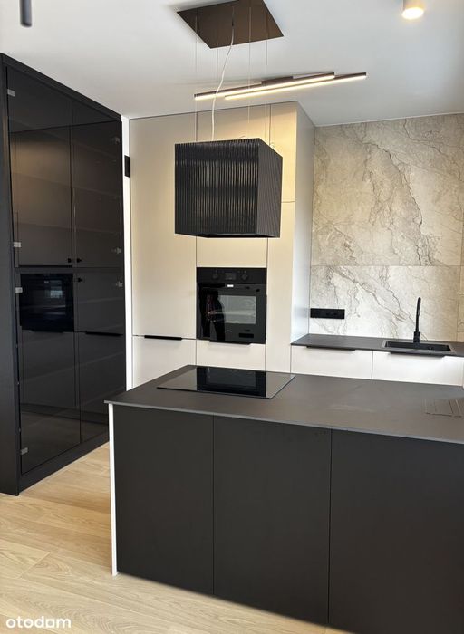 64m2, II piętro, 4 pokoje, po remoncie