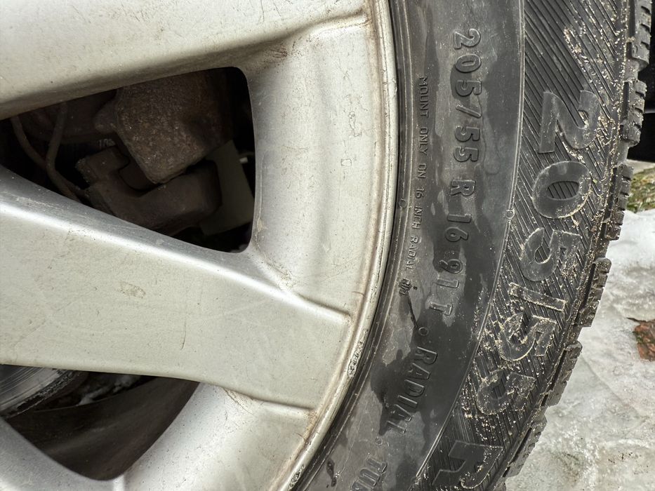 Шини автомобільні