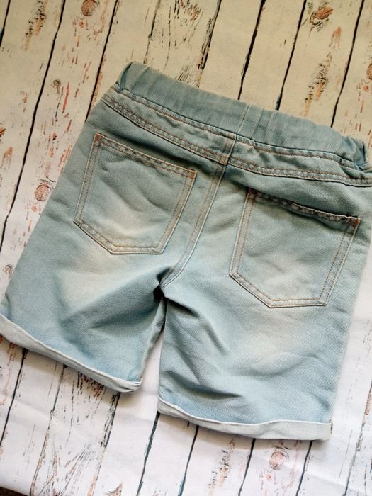 Spodenki jeansowe szorty Mickey Mouse 128