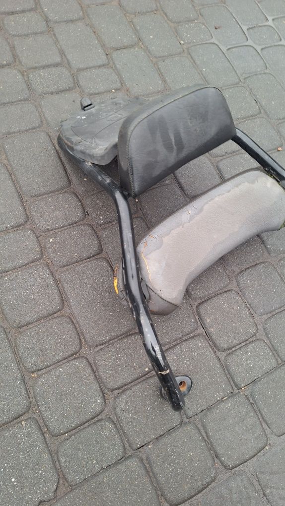 Piaggio Hexagon 125 4T Stelaż pod kufer