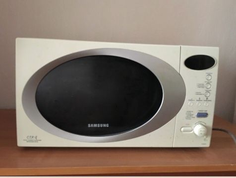 Мікрохвильовка Samsung справна