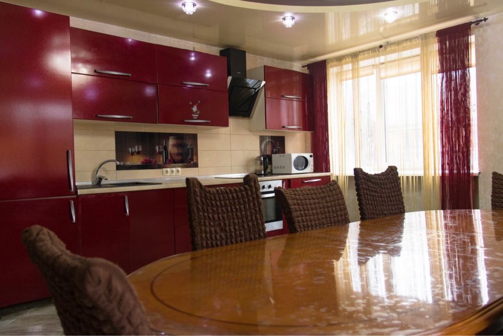 Здається на довгострокову аренду приватний будинок на 10ст.В.Фонтану