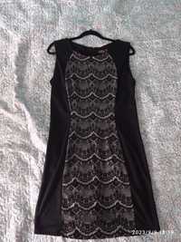 Czarna sukienka xl z koronkową wstawką