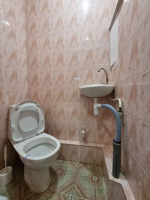 Фитнес зал с оборудованием