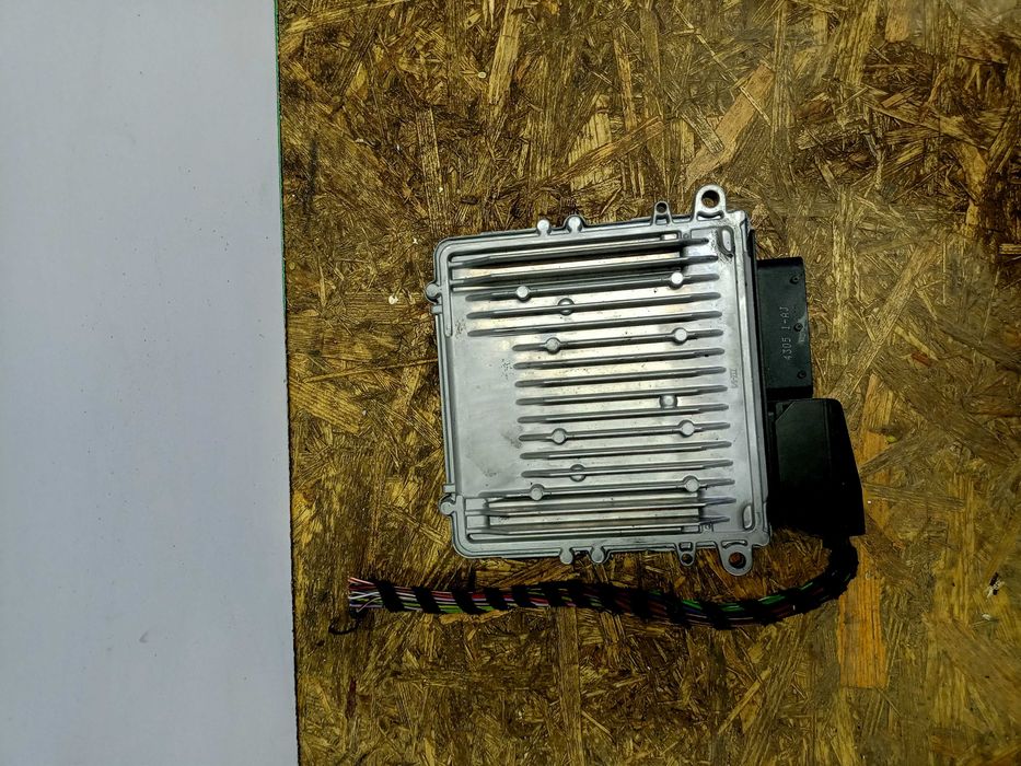 Mercedes Vito Viano 3.0 CDI V6 642 komputer sterownik silnika ECU