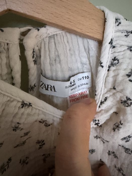 sukienka Zara romantyczna marszczona bawełna 110