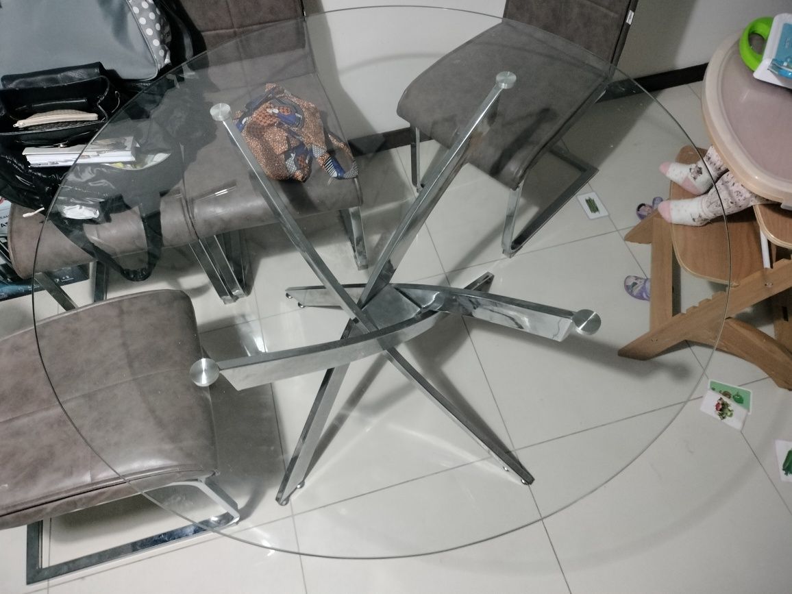 Mesa cozinha como nova
