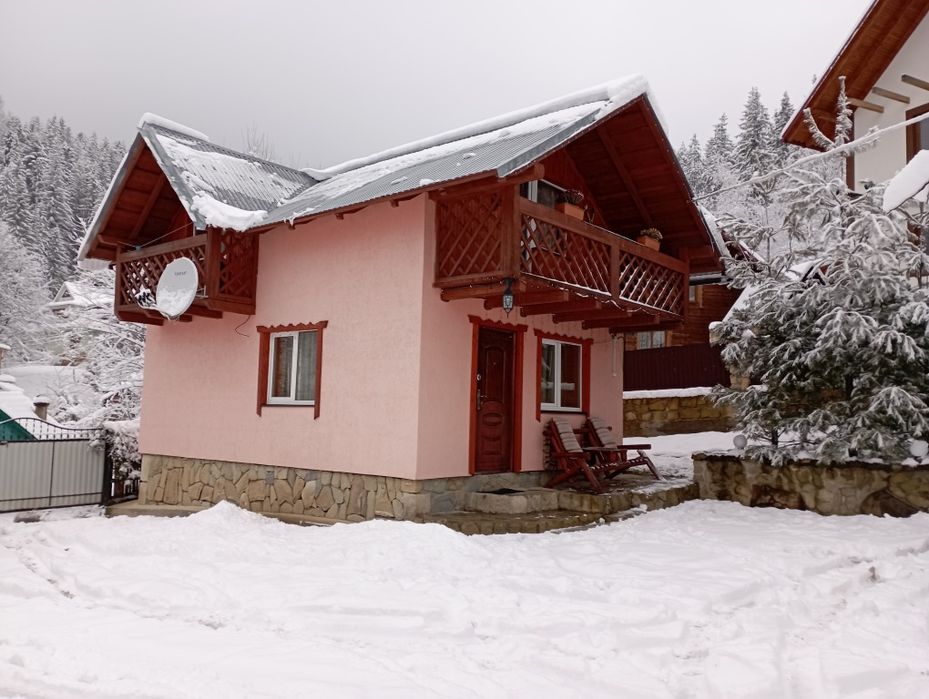 Будинок відпочинку "МЕЛОДІЯ КАРПАТ" і Карпатський чан