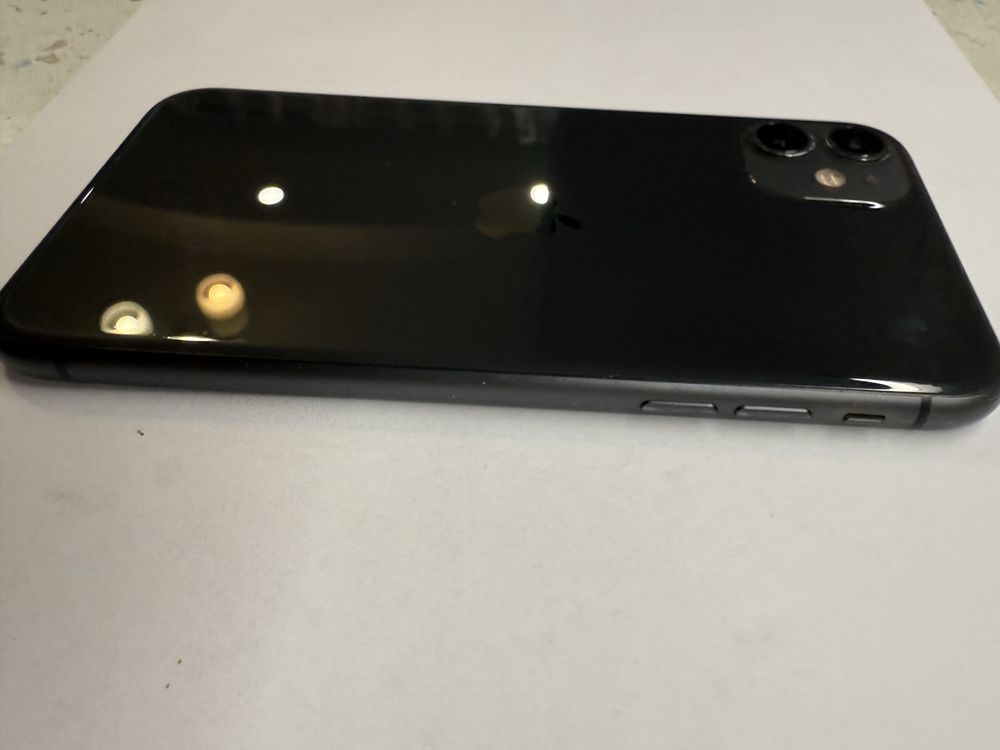 Продам задню кришку,модуль камер,Iphone 11