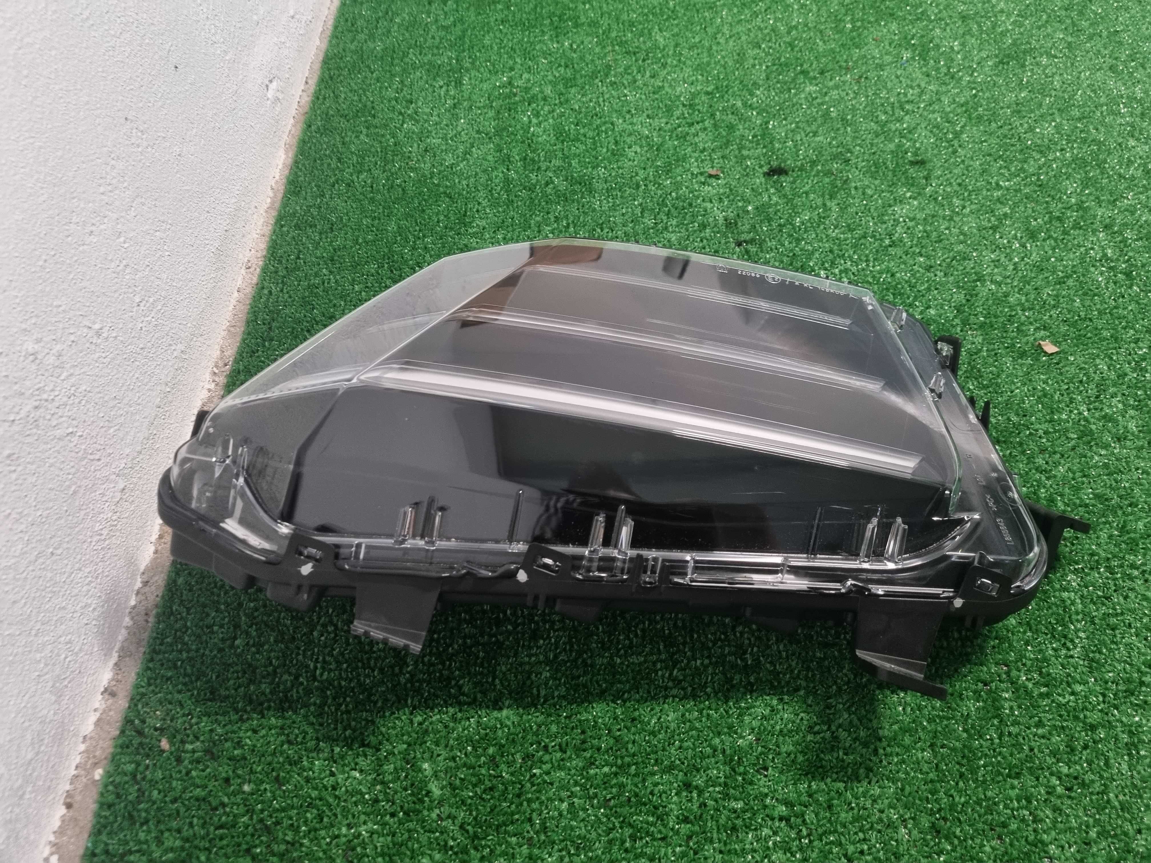 Farolim Diurno Direito Peugeot 208/2008 ORIGINAL NOVO