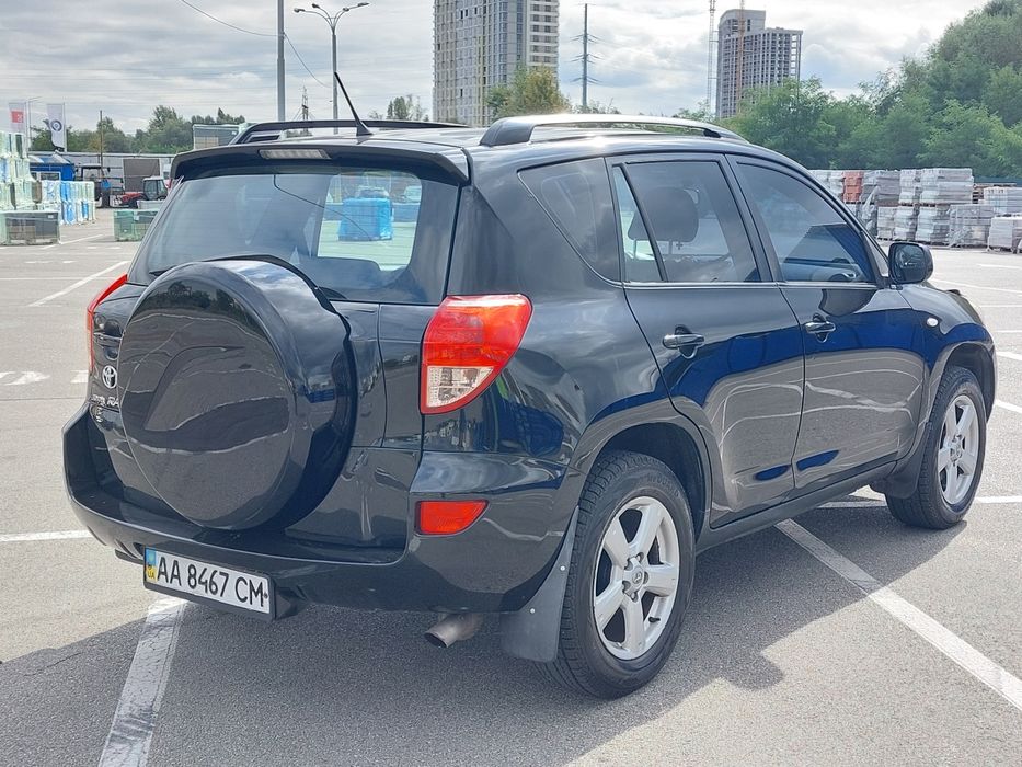 Rav4 2.0 газ/бенз. Не крашений!