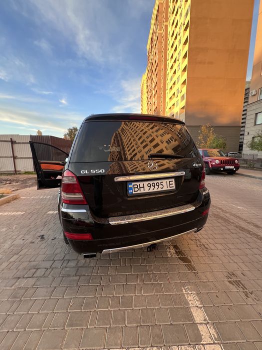 Mercedes-Benz GL 550