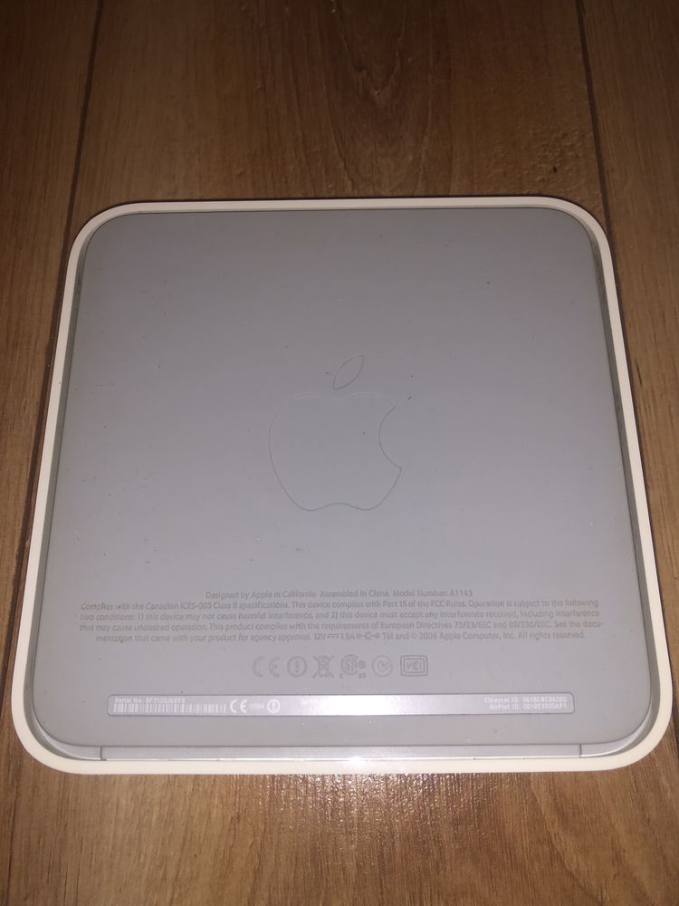 Router bezprzewodowy Apple Airport Extreme 2006